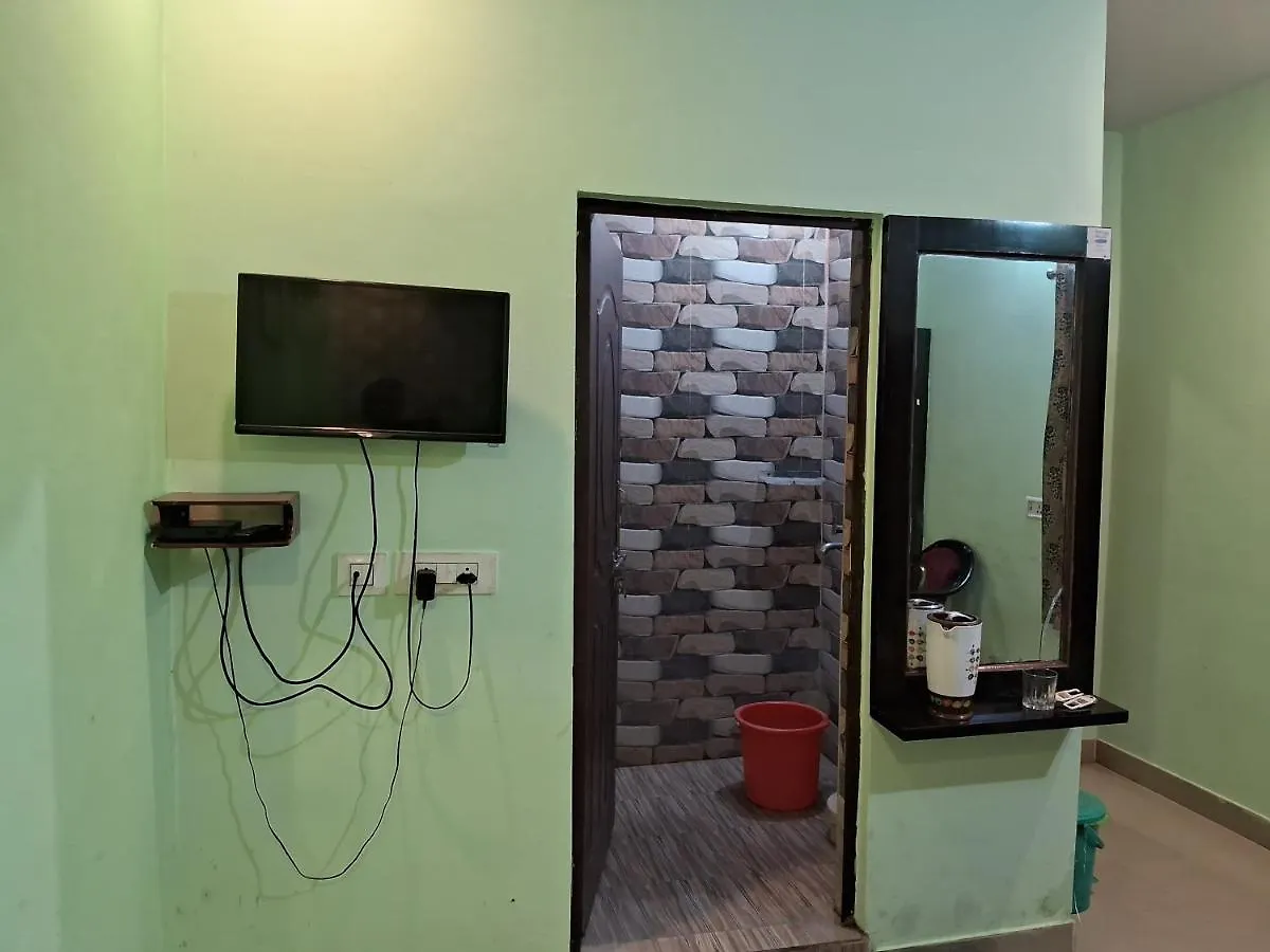 **  Hotel Renuka Benares India